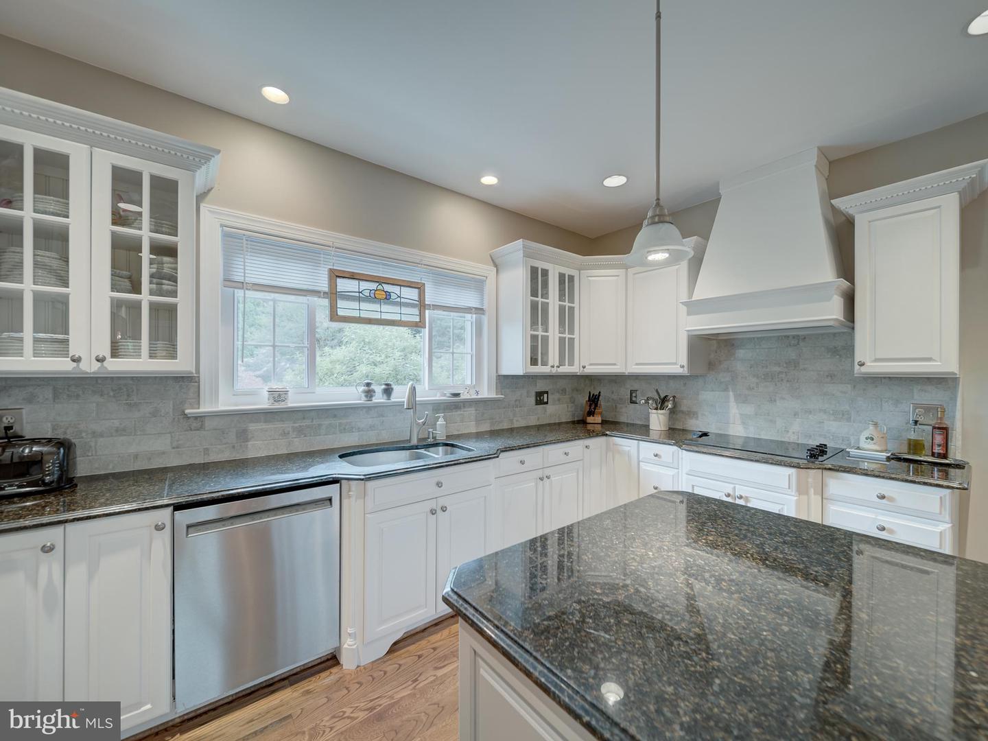 4387 STEPNEY DR, GAINESVILLE, Virginia 20155, 3 Bedrooms Bedrooms, ,3 BathroomsBathrooms,Residential,For sale,4387 STEPNEY DR,VAPW2095552 MLS # VAPW2095552