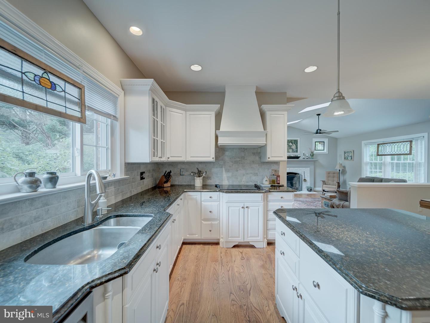 4387 STEPNEY DR, GAINESVILLE, Virginia 20155, 3 Bedrooms Bedrooms, ,3 BathroomsBathrooms,Residential,For sale,4387 STEPNEY DR,VAPW2095552 MLS # VAPW2095552