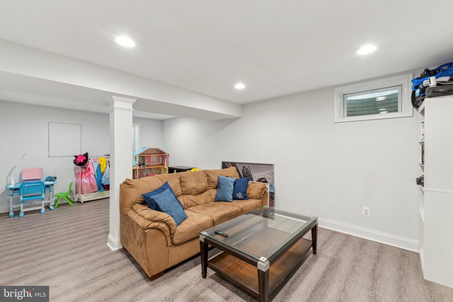 13039 MONTEREY ESTATES DR, HERNDON, Virginia 20171, 4 Bedrooms Bedrooms, ,2 BathroomsBathrooms,Residential,For sale,13039 MONTEREY ESTATES DR,VAFX2243210 MLS # VAFX2243210