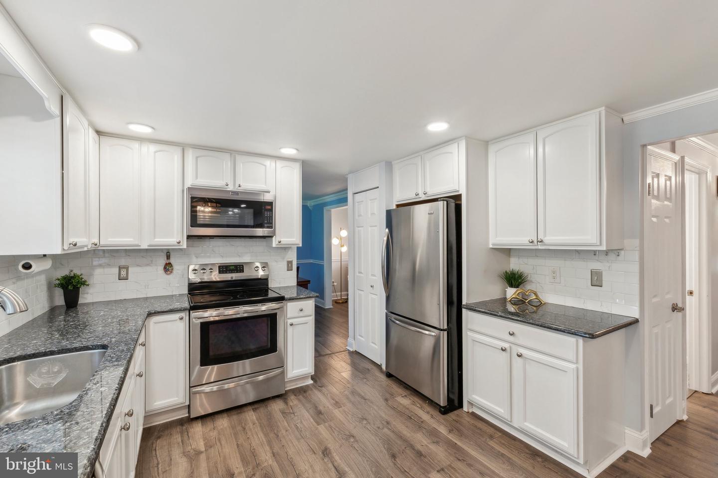 13039 MONTEREY ESTATES DR, HERNDON, Virginia 20171, 4 Bedrooms Bedrooms, ,2 BathroomsBathrooms,Residential,For sale,13039 MONTEREY ESTATES DR,VAFX2243210 MLS # VAFX2243210