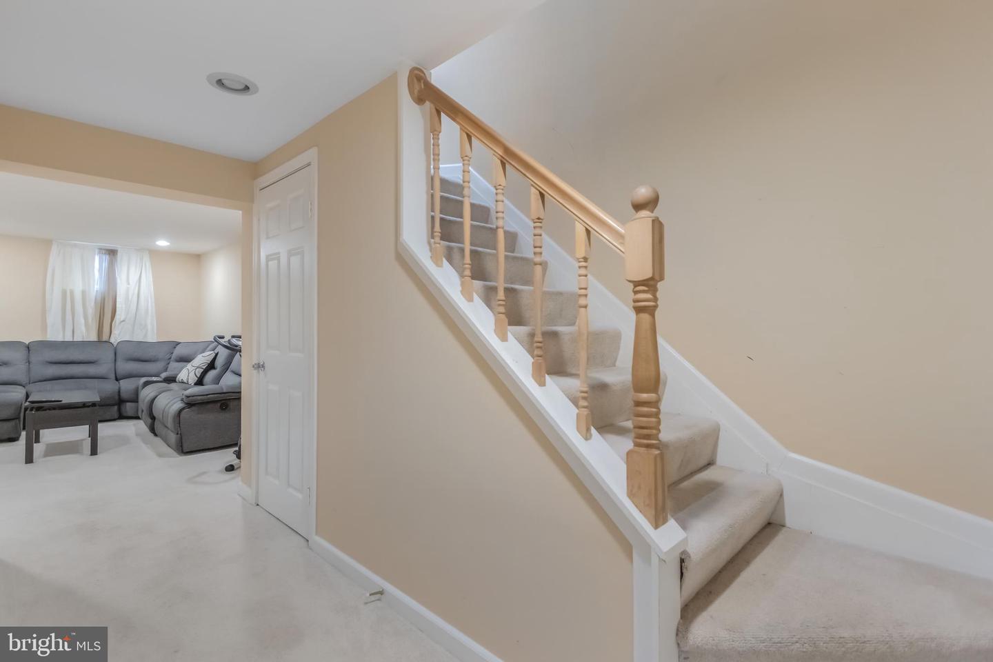 2089 MAYFLOWER DR, WOODBRIDGE, Virginia 22192, 3 Bedrooms Bedrooms, ,1 BathroomBathrooms,Residential,For sale,2089 MAYFLOWER DR,VAPW2095564 MLS # VAPW2095564