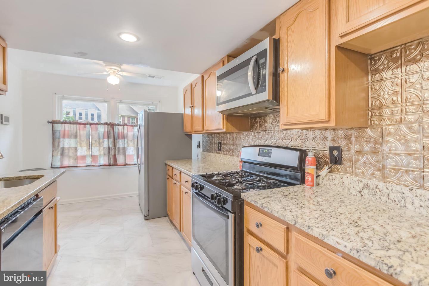 2089 MAYFLOWER DR, WOODBRIDGE, Virginia 22192, 3 Bedrooms Bedrooms, ,1 BathroomBathrooms,Residential,For sale,2089 MAYFLOWER DR,VAPW2095564 MLS # VAPW2095564