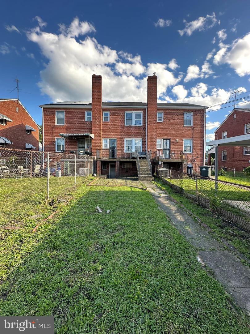 1902 T ST SE, WASHINGTON, District Of Columbia 20020, 3 Bedrooms Bedrooms, ,1 BathroomBathrooms,Residential,For sale,1902 T ST SE,DCDC2202458 MLS # DCDC2202458