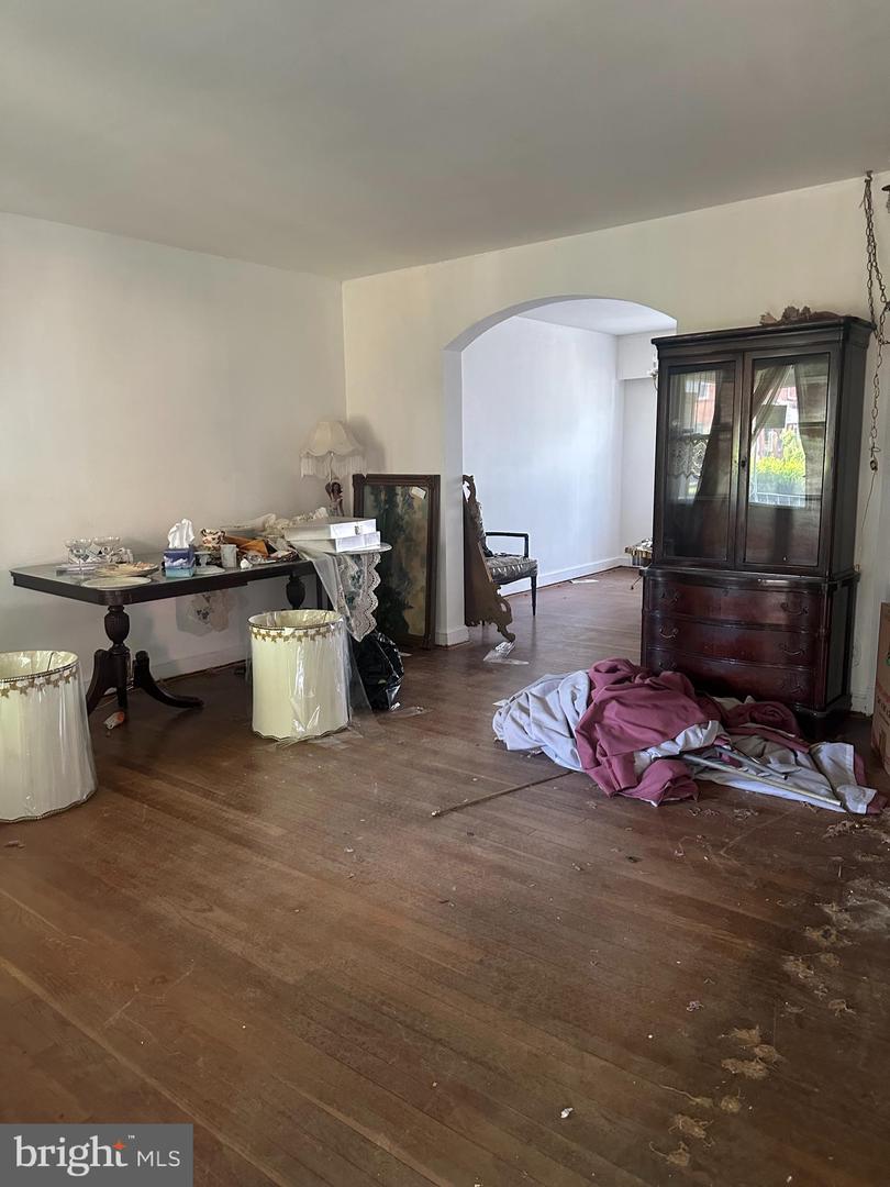 1902 T ST SE, WASHINGTON, District Of Columbia 20020, 3 Bedrooms Bedrooms, ,1 BathroomBathrooms,Residential,For sale,1902 T ST SE,DCDC2202458 MLS # DCDC2202458