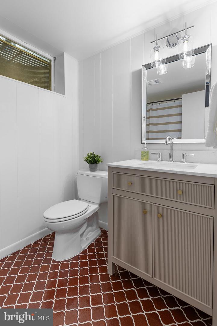 9318 OLD MANSION RD, ALEXANDRIA, Virginia 22309, 5 Bedrooms Bedrooms, ,3 BathroomsBathrooms,Residential,For sale,9318 OLD MANSION RD,VAFX2243190 MLS # VAFX2243190