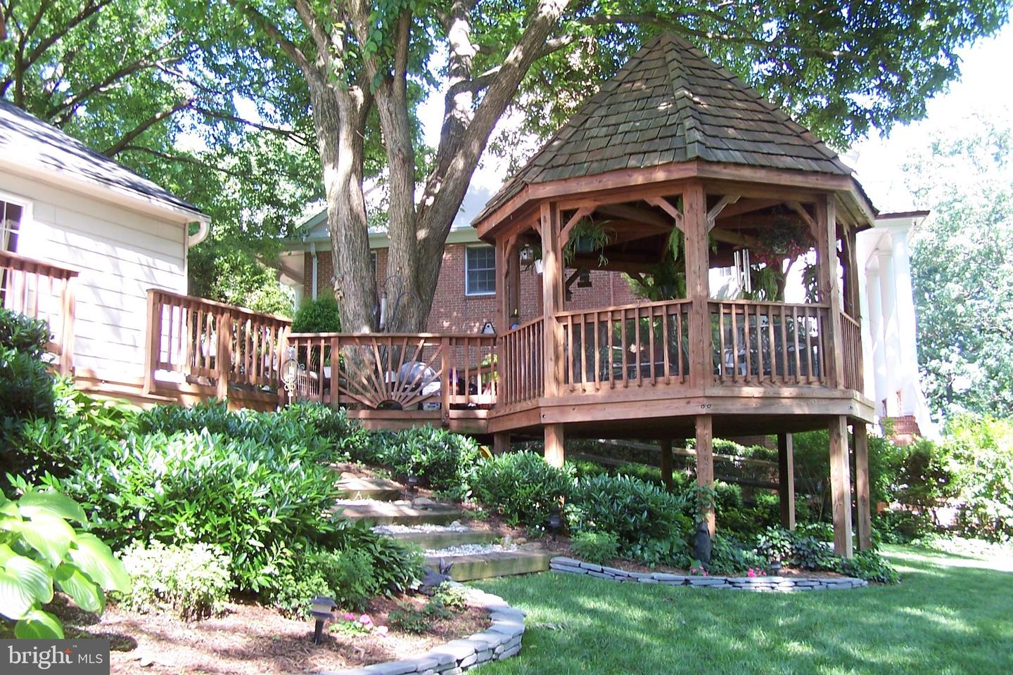 9318 OLD MANSION RD, ALEXANDRIA, Virginia 22309, 5 Bedrooms Bedrooms, ,3 BathroomsBathrooms,Residential,For sale,9318 OLD MANSION RD,VAFX2243190 MLS # VAFX2243190
