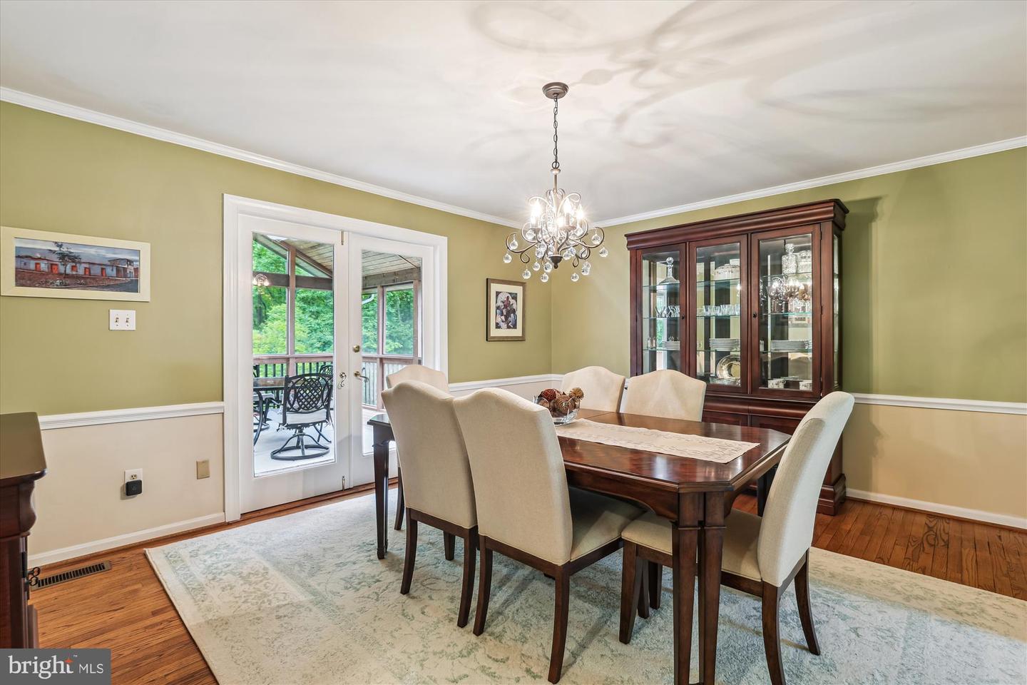 10127 HILLINGTON CT, VIENNA, Virginia 22182, 5 Bedrooms Bedrooms, ,3 BathroomsBathrooms,Residential,For sale,10127 HILLINGTON CT,VAFX2243472 MLS # VAFX2243472