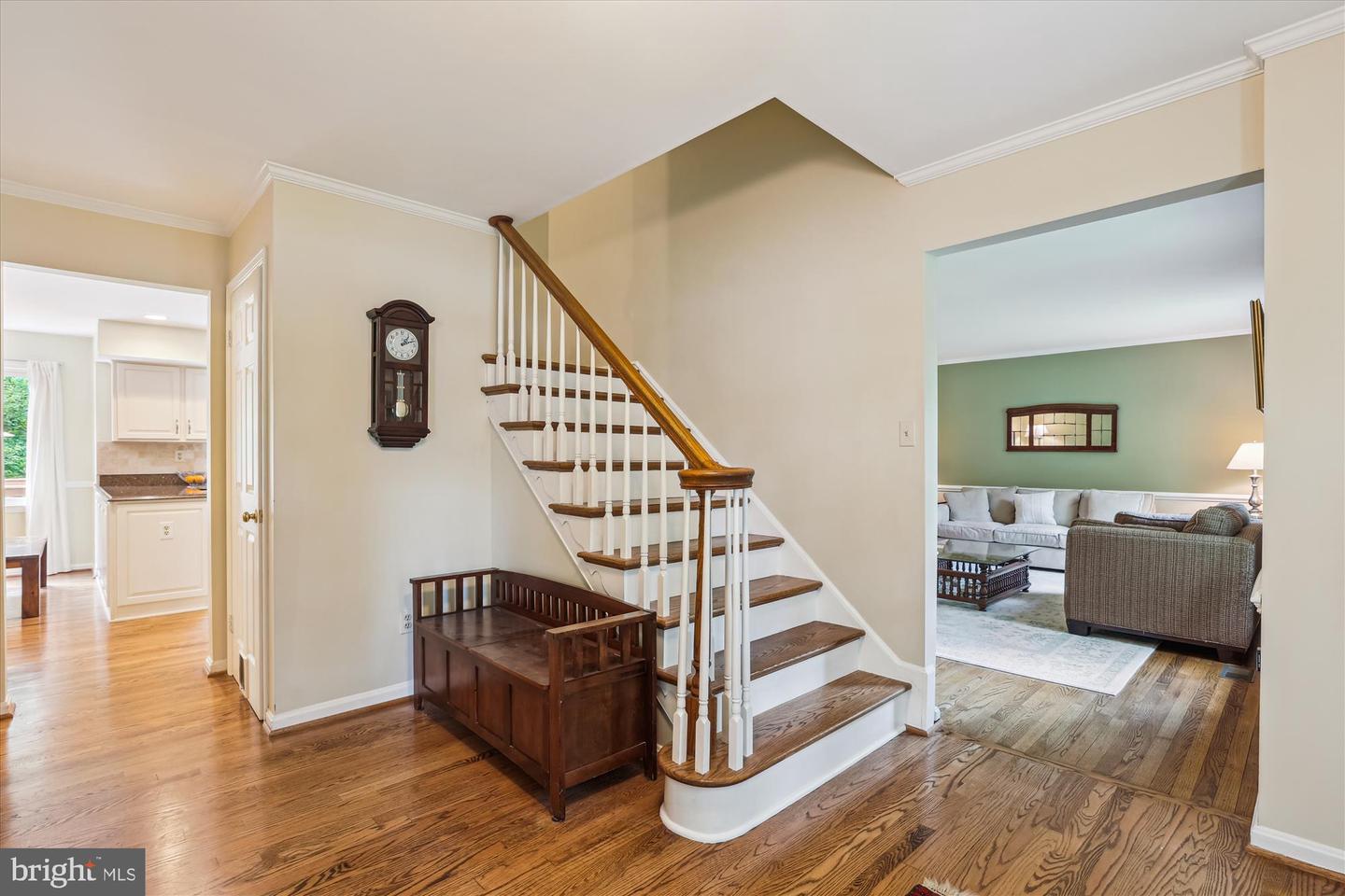 10127 HILLINGTON CT, VIENNA, Virginia 22182, 5 Bedrooms Bedrooms, ,3 BathroomsBathrooms,Residential,For sale,10127 HILLINGTON CT,VAFX2243472 MLS # VAFX2243472