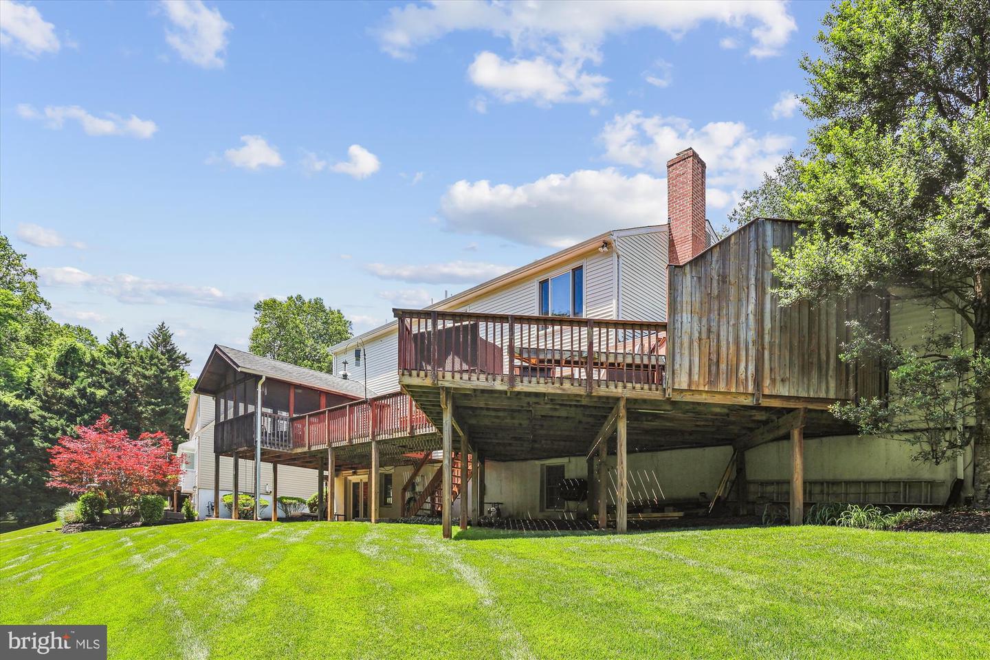 10127 HILLINGTON CT, VIENNA, Virginia 22182, 5 Bedrooms Bedrooms, ,3 BathroomsBathrooms,Residential,For sale,10127 HILLINGTON CT,VAFX2243472 MLS # VAFX2243472