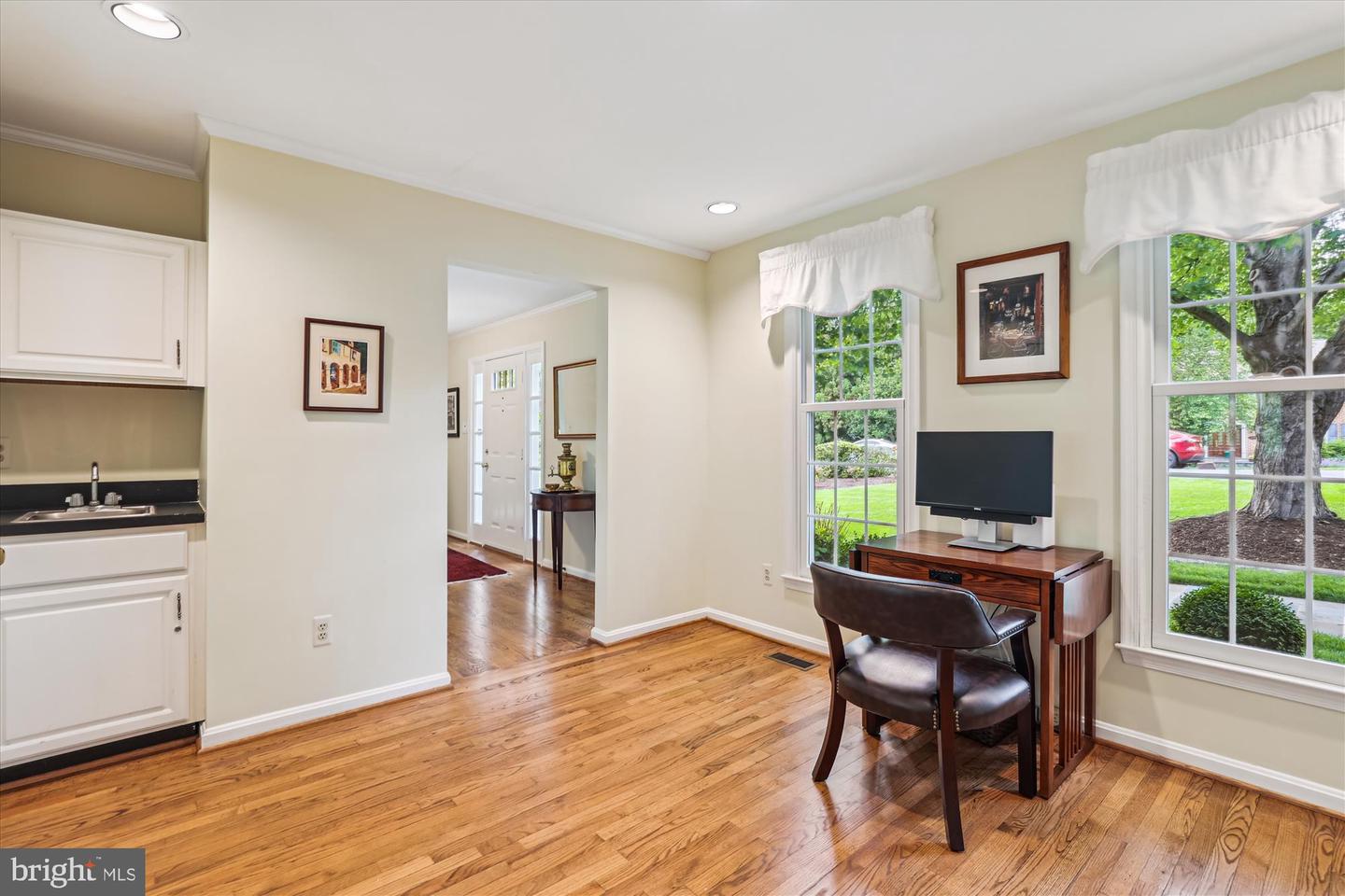 10127 HILLINGTON CT, VIENNA, Virginia 22182, 5 Bedrooms Bedrooms, ,3 BathroomsBathrooms,Residential,For sale,10127 HILLINGTON CT,VAFX2243472 MLS # VAFX2243472