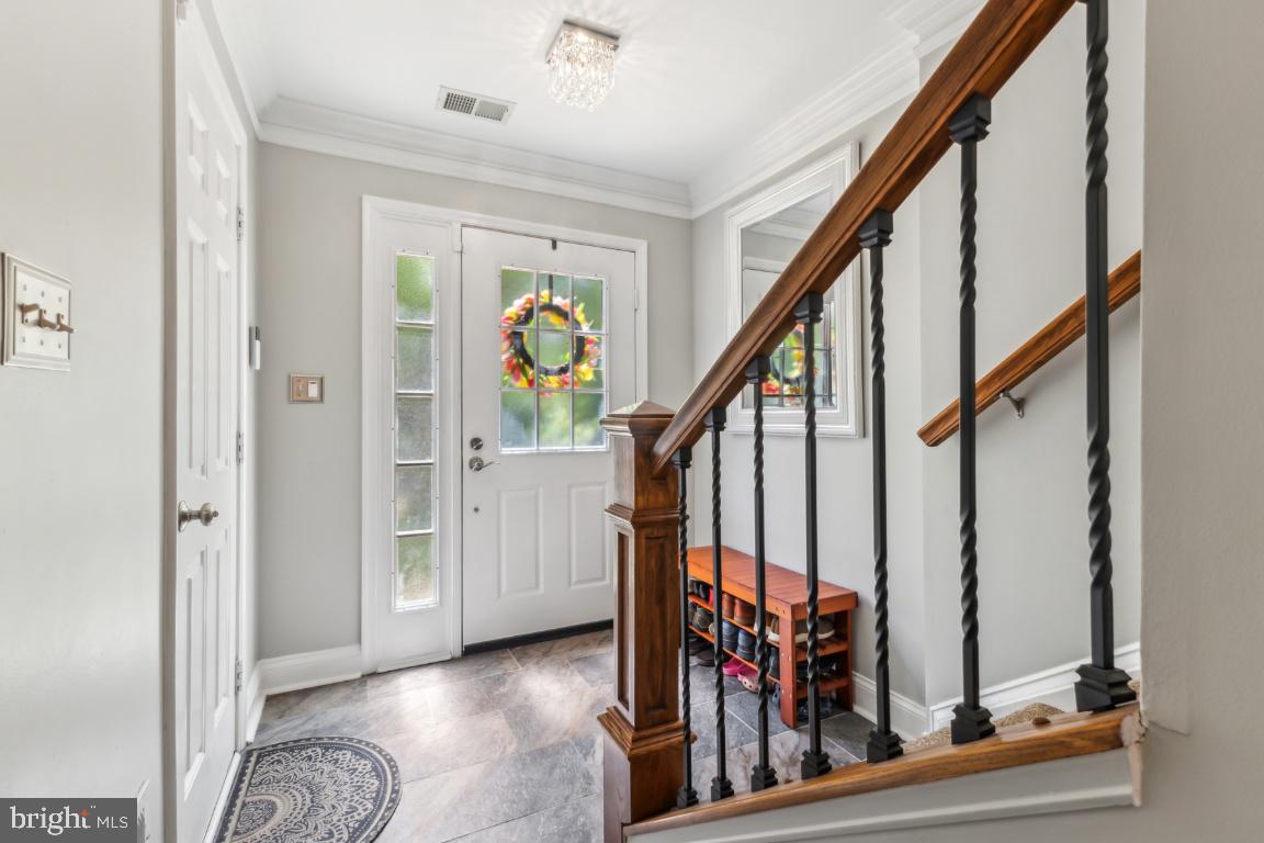 13512 TURQUOISE LN, HERNDON, Virginia 20170, 3 Bedrooms Bedrooms, ,2 BathroomsBathrooms,Residential,For sale,13512 TURQUOISE LN,VAFX2243390 MLS # VAFX2243390
