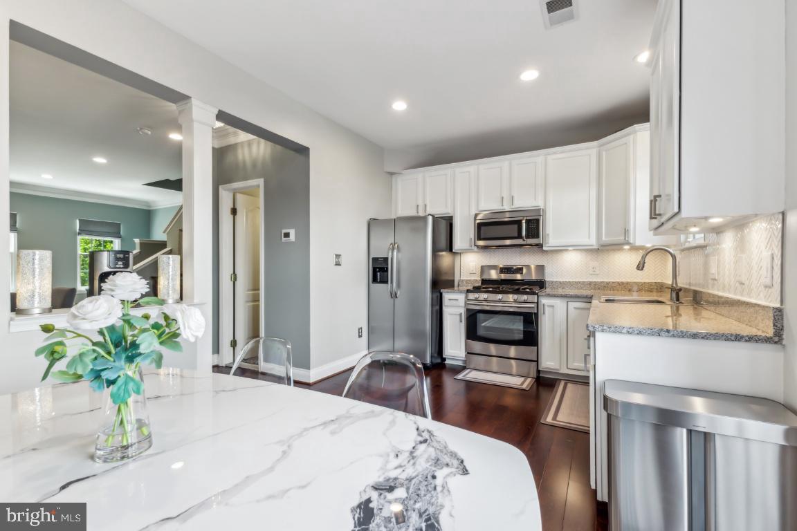 13512 TURQUOISE LN, HERNDON, Virginia 20170, 3 Bedrooms Bedrooms, ,2 BathroomsBathrooms,Residential,For sale,13512 TURQUOISE LN,VAFX2243390 MLS # VAFX2243390