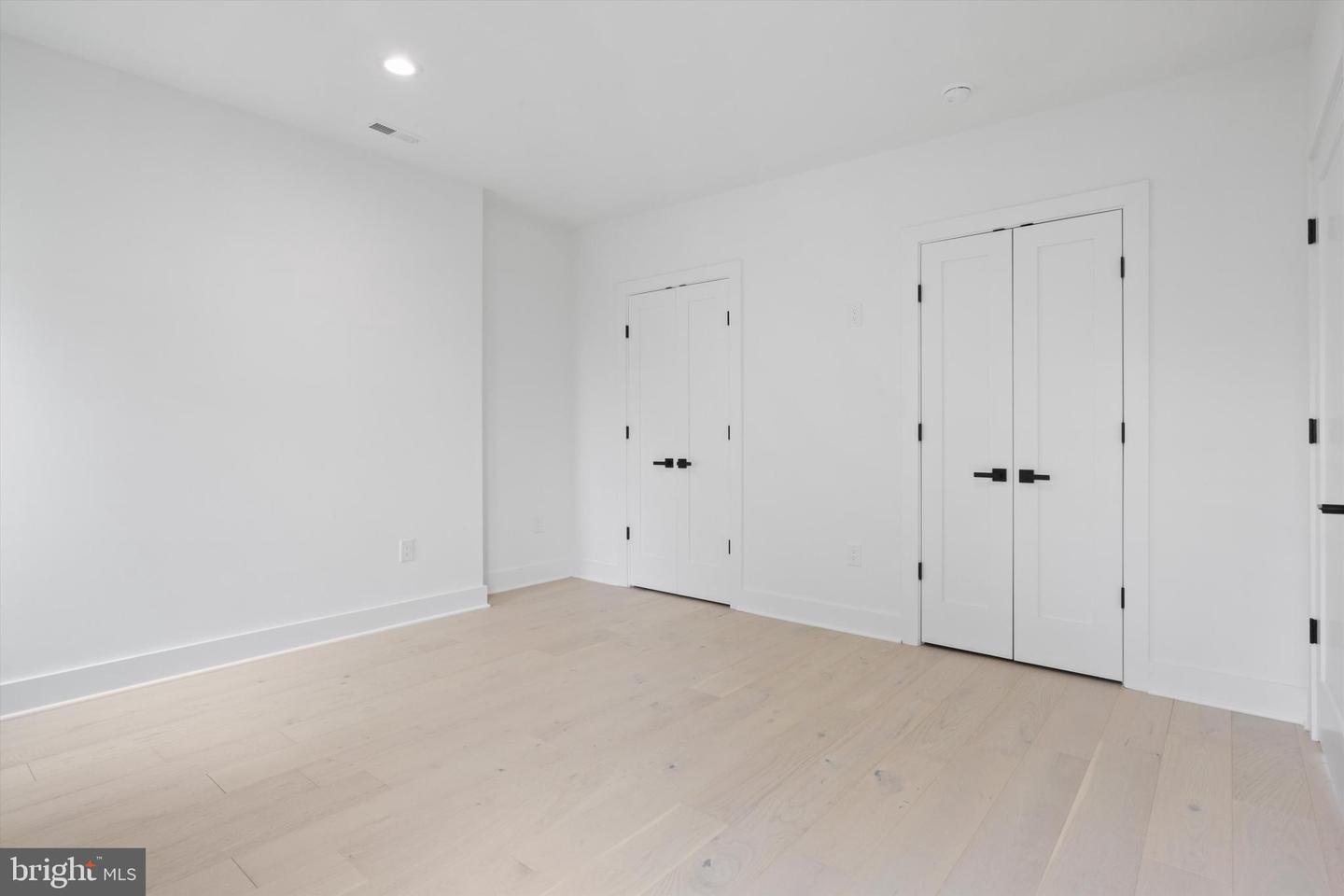 2007 S JOYCE ST, ARLINGTON, Virginia 22202, 5 Bedrooms Bedrooms, ,5 BathroomsBathrooms,Residential,For sale,2007 S JOYCE ST,VAAR2058252 MLS # VAAR2058252