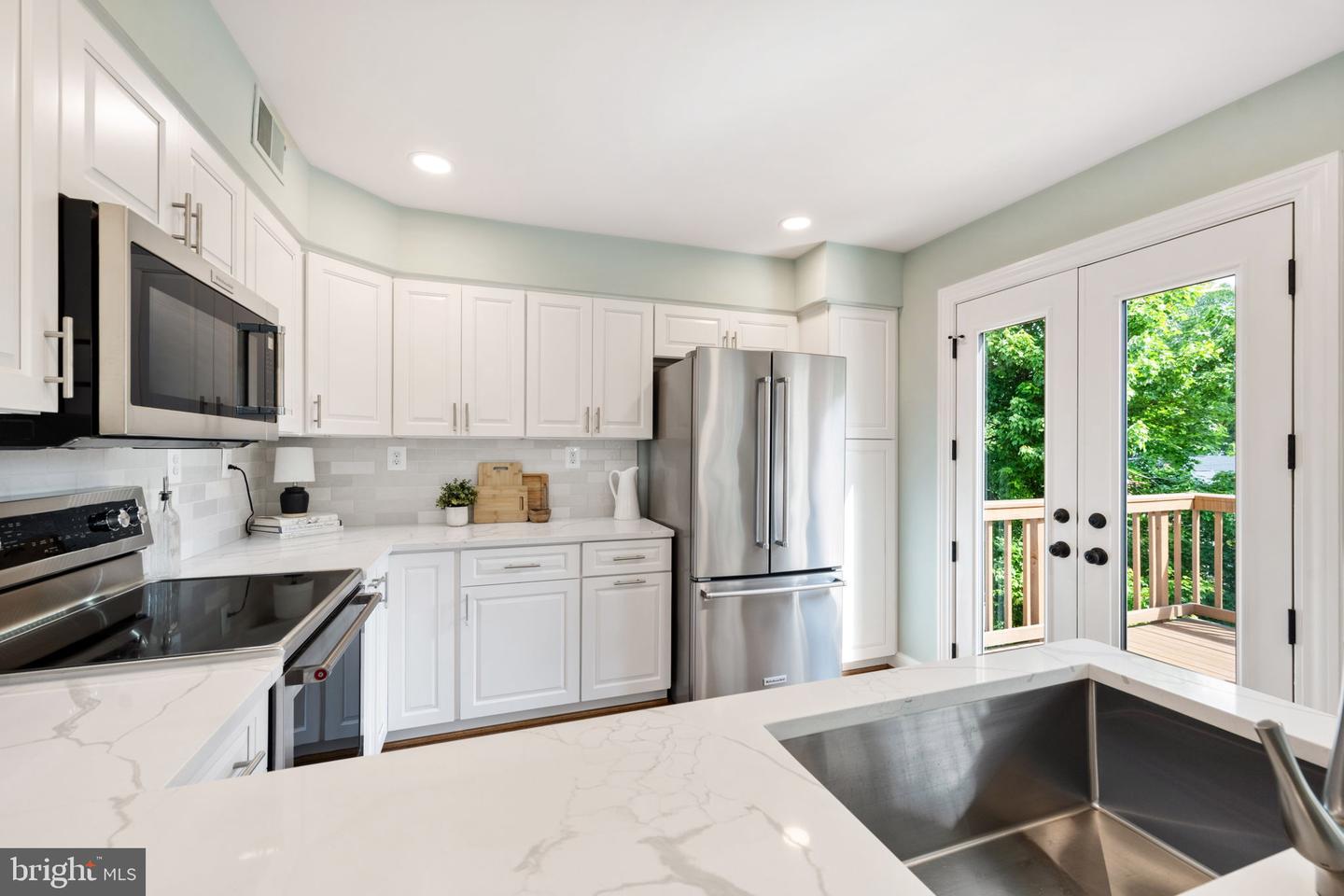 1709 DOGWOOD DR, ALEXANDRIA, Virginia 22302, 3 Bedrooms Bedrooms, ,2 BathroomsBathrooms,Residential,For sale,1709 DOGWOOD DR,VAAX2045754 MLS # VAAX2045754