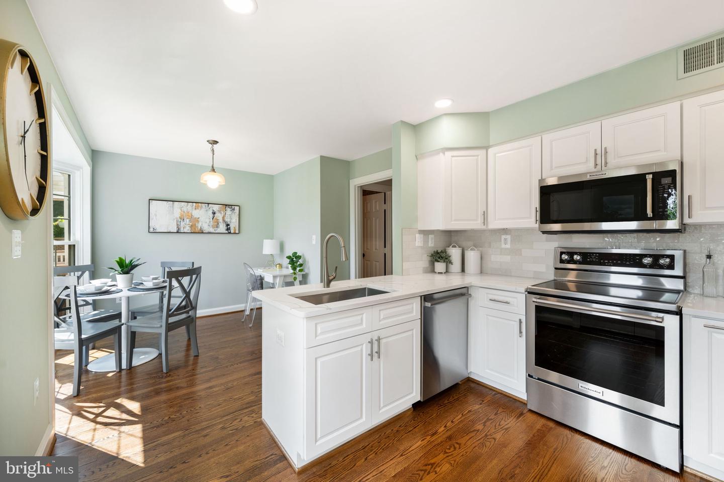 1709 DOGWOOD DR, ALEXANDRIA, Virginia 22302, 3 Bedrooms Bedrooms, ,2 BathroomsBathrooms,Residential,For sale,1709 DOGWOOD DR,VAAX2045754 MLS # VAAX2045754
