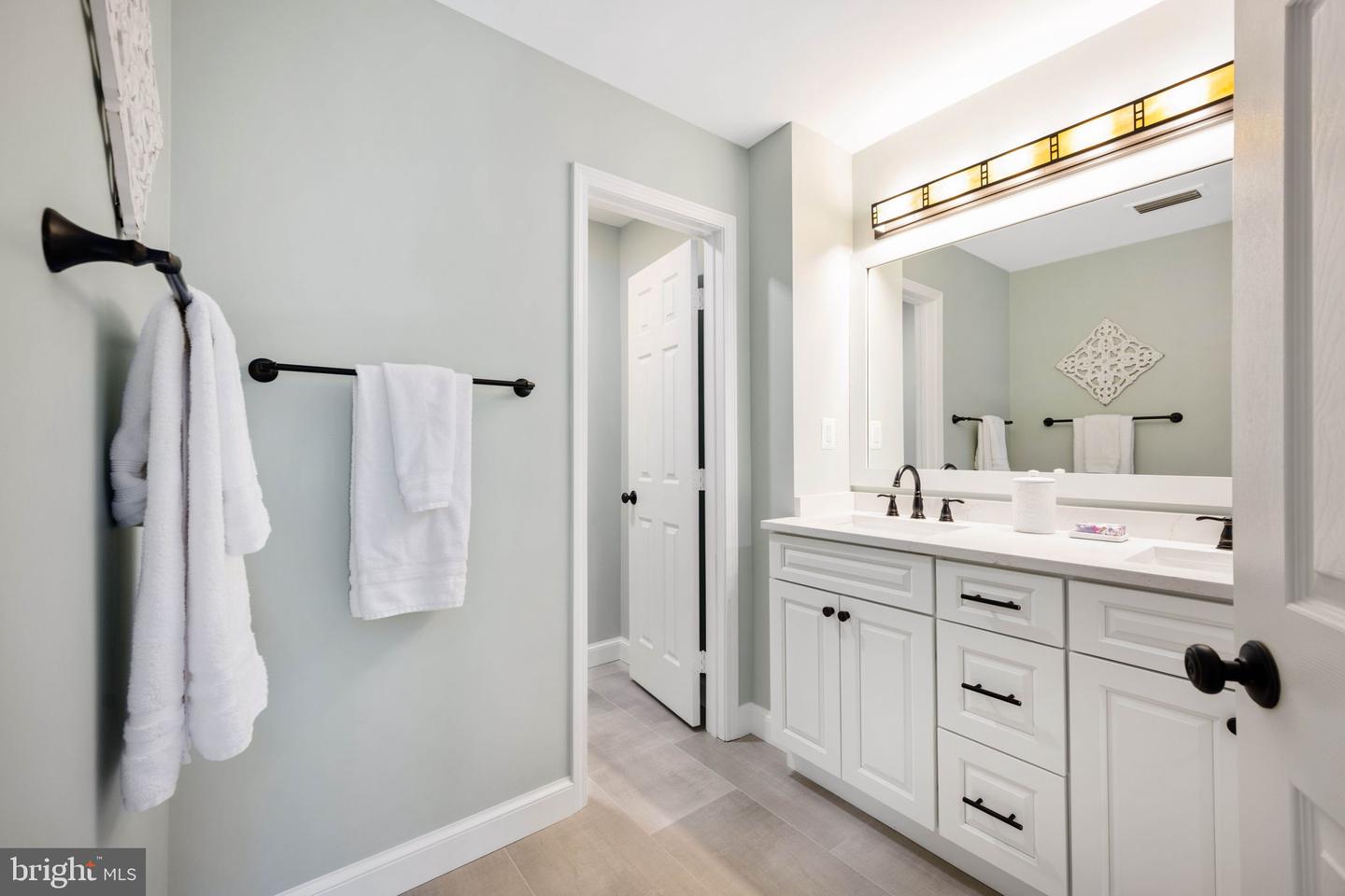 1709 DOGWOOD DR, ALEXANDRIA, Virginia 22302, 3 Bedrooms Bedrooms, ,2 BathroomsBathrooms,Residential,For sale,1709 DOGWOOD DR,VAAX2045754 MLS # VAAX2045754