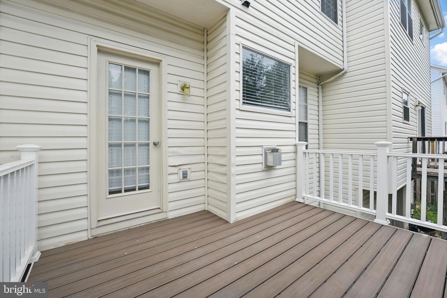 21748 KINGS CROSSING TER, ASHBURN, Virginia 20147, 3 Bedrooms Bedrooms, ,2 BathroomsBathrooms,Residential,For sale,21748 KINGS CROSSING TER,VALO2097906 MLS # VALO2097906
