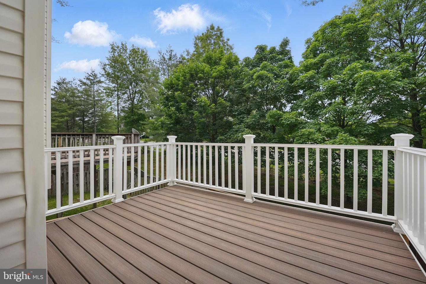 21748 KINGS CROSSING TER, ASHBURN, Virginia 20147, 3 Bedrooms Bedrooms, ,2 BathroomsBathrooms,Residential,For sale,21748 KINGS CROSSING TER,VALO2097906 MLS # VALO2097906