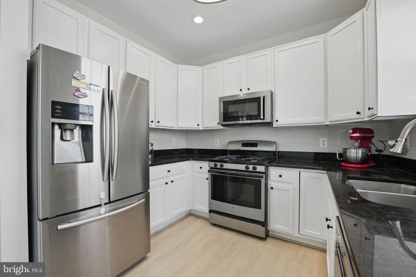 21748 KINGS CROSSING TER, ASHBURN, Virginia 20147, 3 Bedrooms Bedrooms, ,2 BathroomsBathrooms,Residential,For sale,21748 KINGS CROSSING TER,VALO2097906 MLS # VALO2097906