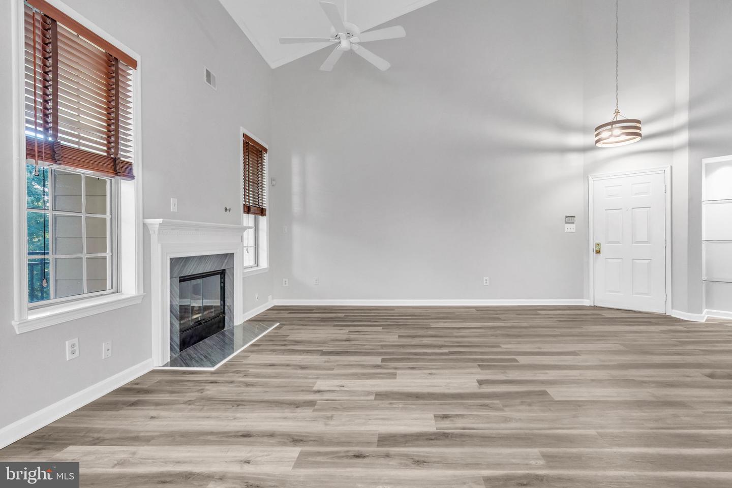 1334 GARDEN WALL CIR #407, RESTON, Virginia 20194, 2 Bedrooms Bedrooms, ,2 BathroomsBathrooms,Residential,For sale,1334 GARDEN WALL CIR #407,VAFX2243458 MLS # VAFX2243458