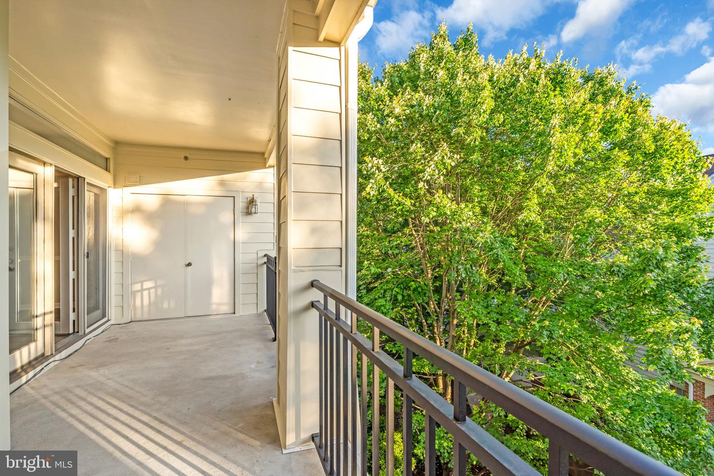 1334 GARDEN WALL CIR #407, RESTON, Virginia 20194, 2 Bedrooms Bedrooms, ,2 BathroomsBathrooms,Residential,For sale,1334 GARDEN WALL CIR #407,VAFX2243458 MLS # VAFX2243458