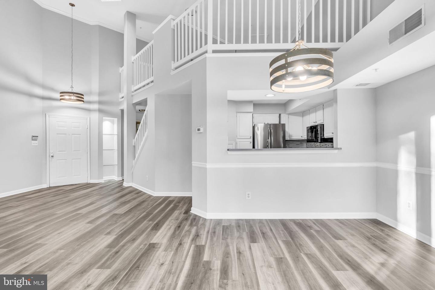 1334 GARDEN WALL CIR #407, RESTON, Virginia 20194, 2 Bedrooms Bedrooms, ,2 BathroomsBathrooms,Residential,For sale,1334 GARDEN WALL CIR #407,VAFX2243458 MLS # VAFX2243458