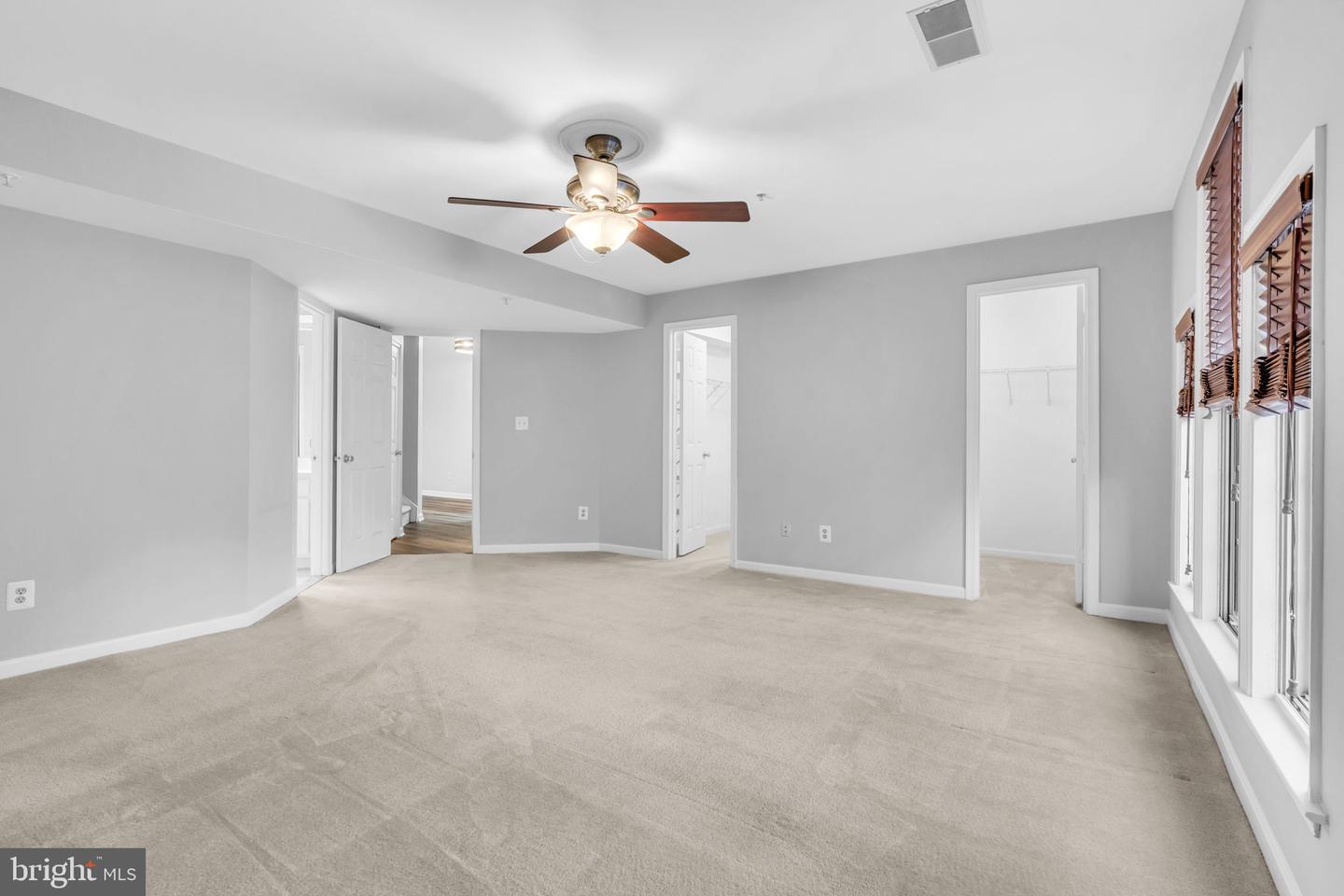 1334 GARDEN WALL CIR #407, RESTON, Virginia 20194, 2 Bedrooms Bedrooms, ,2 BathroomsBathrooms,Residential,For sale,1334 GARDEN WALL CIR #407,VAFX2243458 MLS # VAFX2243458
