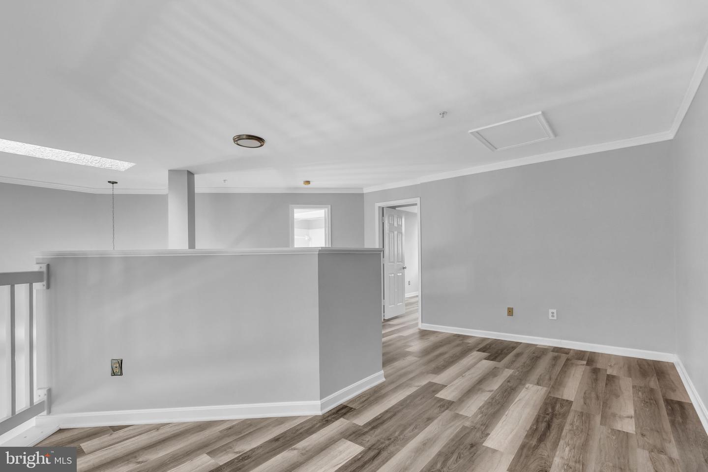 1334 GARDEN WALL CIR #407, RESTON, Virginia 20194, 2 Bedrooms Bedrooms, ,2 BathroomsBathrooms,Residential,For sale,1334 GARDEN WALL CIR #407,VAFX2243458 MLS # VAFX2243458