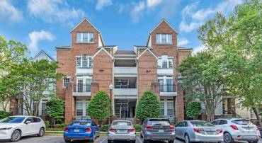 1334 GARDEN WALL CIR #407, RESTON, Virginia 20194, 2 Bedrooms Bedrooms, ,2 BathroomsBathrooms,Residential,For sale,1334 GARDEN WALL CIR #407,VAFX2243458 MLS # VAFX2243458