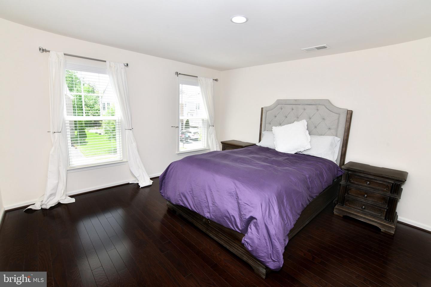 42344 ABNEY WOOD DR, CHANTILLY, Virginia 20152, 8 Bedrooms Bedrooms, ,5 BathroomsBathrooms,Residential,For sale,42344 ABNEY WOOD DR,VALO2097932 MLS # VALO2097932