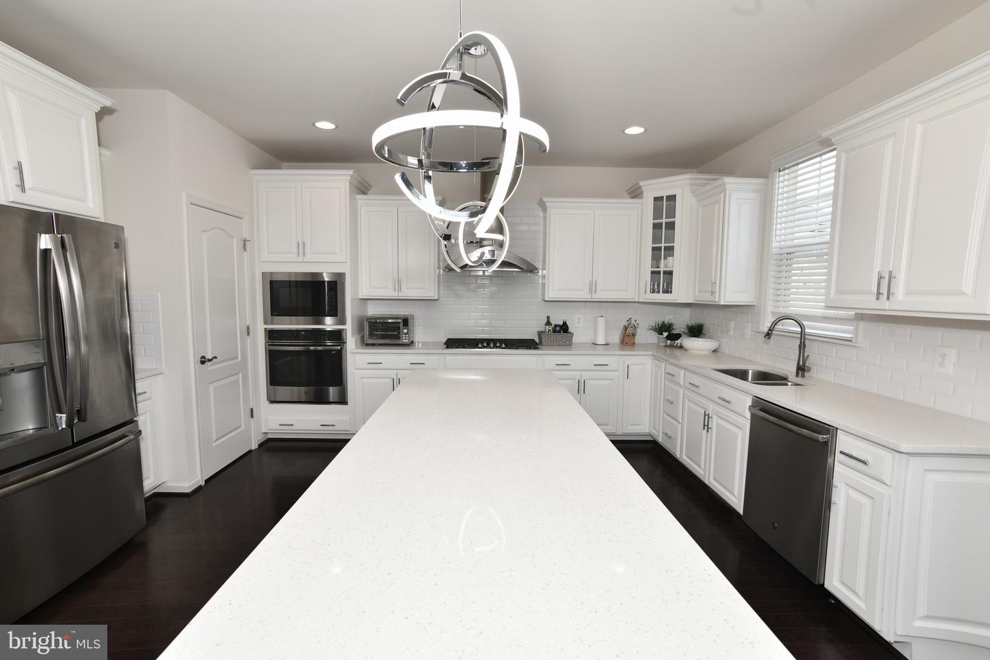 42344 ABNEY WOOD DR, CHANTILLY, Virginia 20152, 8 Bedrooms Bedrooms, ,5 BathroomsBathrooms,Residential,For sale,42344 ABNEY WOOD DR,VALO2097932 MLS # VALO2097932