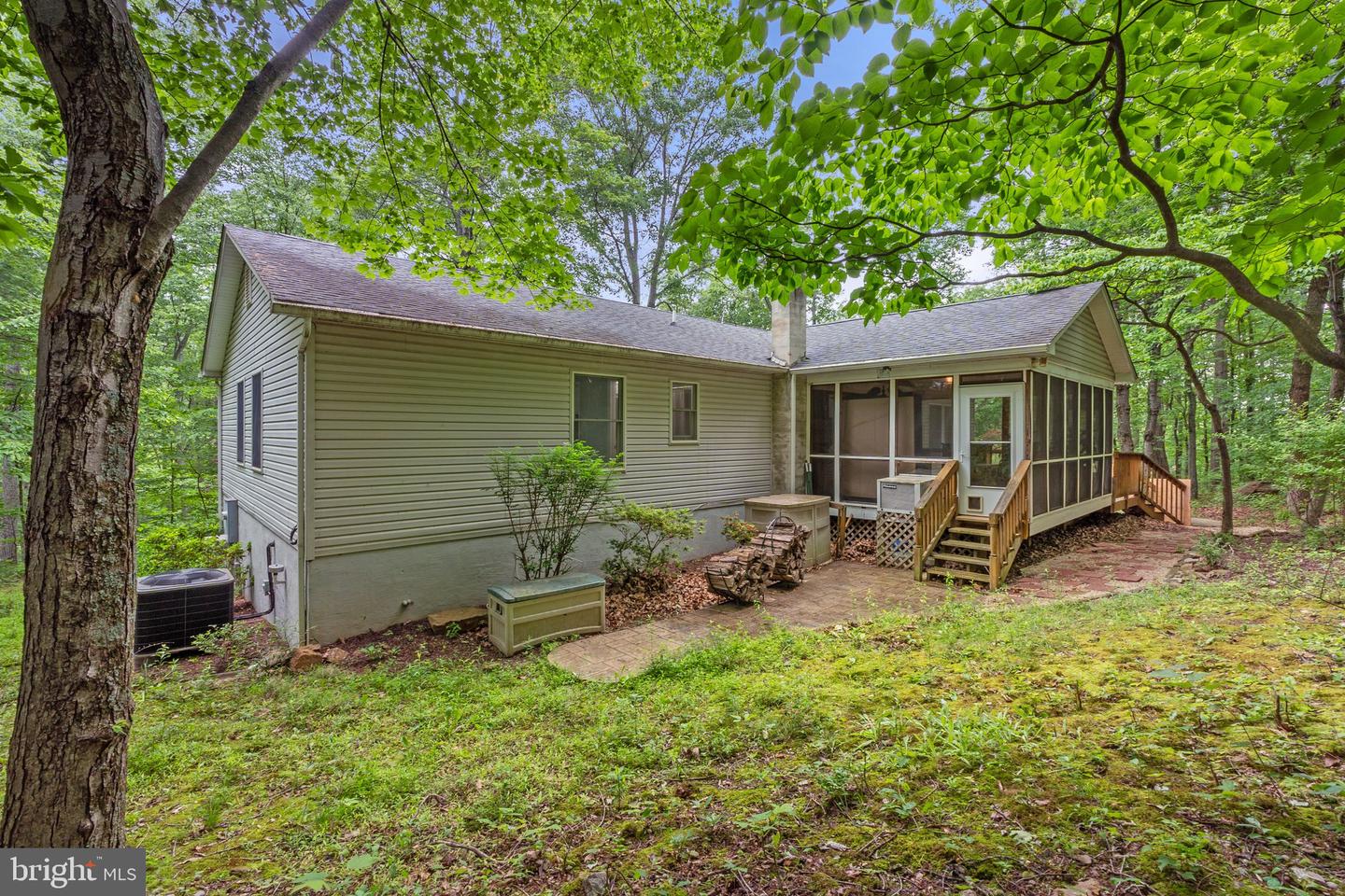 1420 FISHEL RD, WINCHESTER, Virginia 22602, 3 Bedrooms Bedrooms, ,2 BathroomsBathrooms,Residential,For sale,1420 FISHEL RD,VAFV2034464 MLS # VAFV2034464