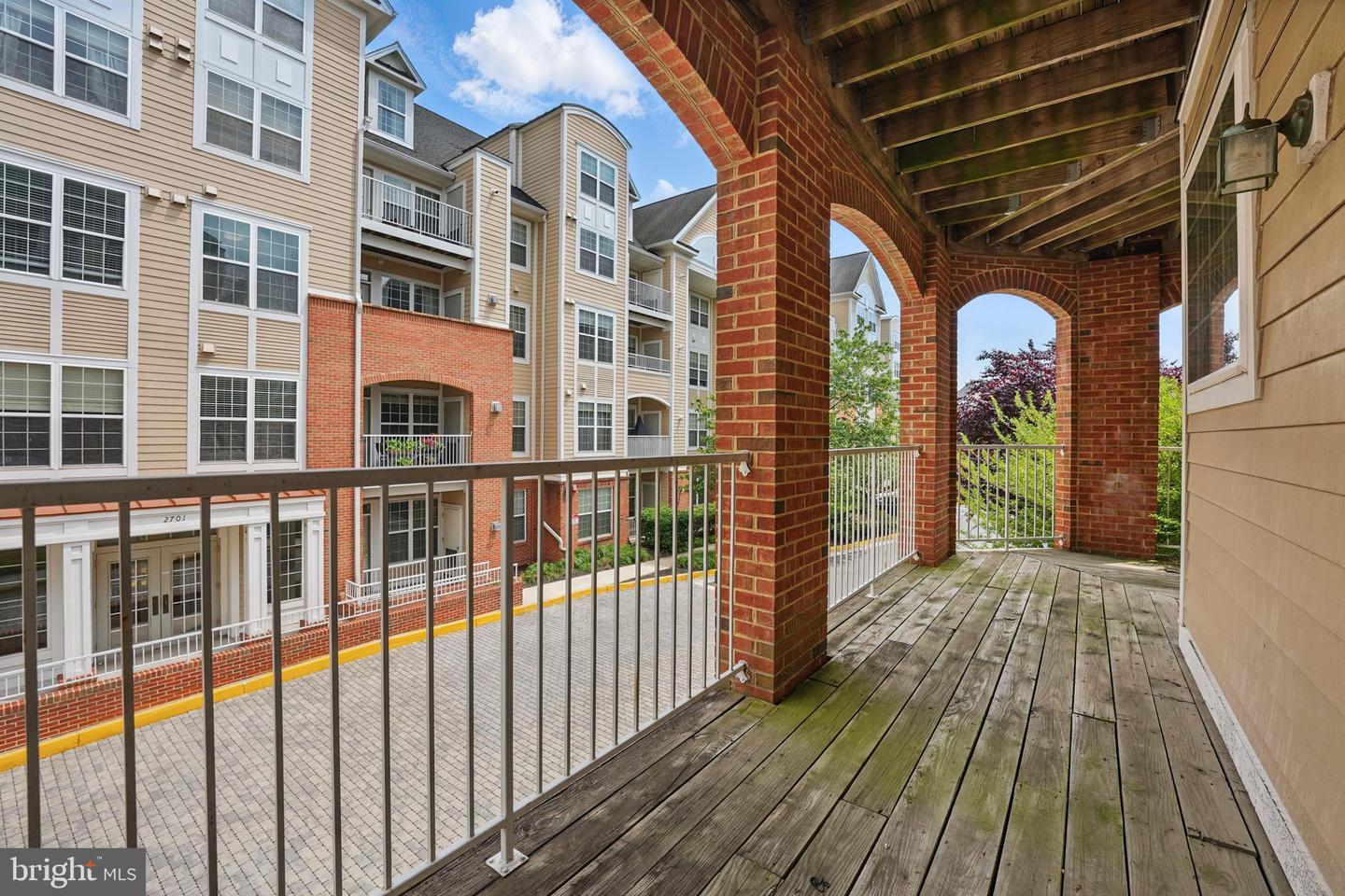 2700 BELLFOREST CT #104, VIENNA, Virginia 22180, 3 Bedrooms Bedrooms, ,2 BathroomsBathrooms,Residential,For sale,2700 BELLFOREST CT #104,VAFX2243528 MLS # VAFX2243528