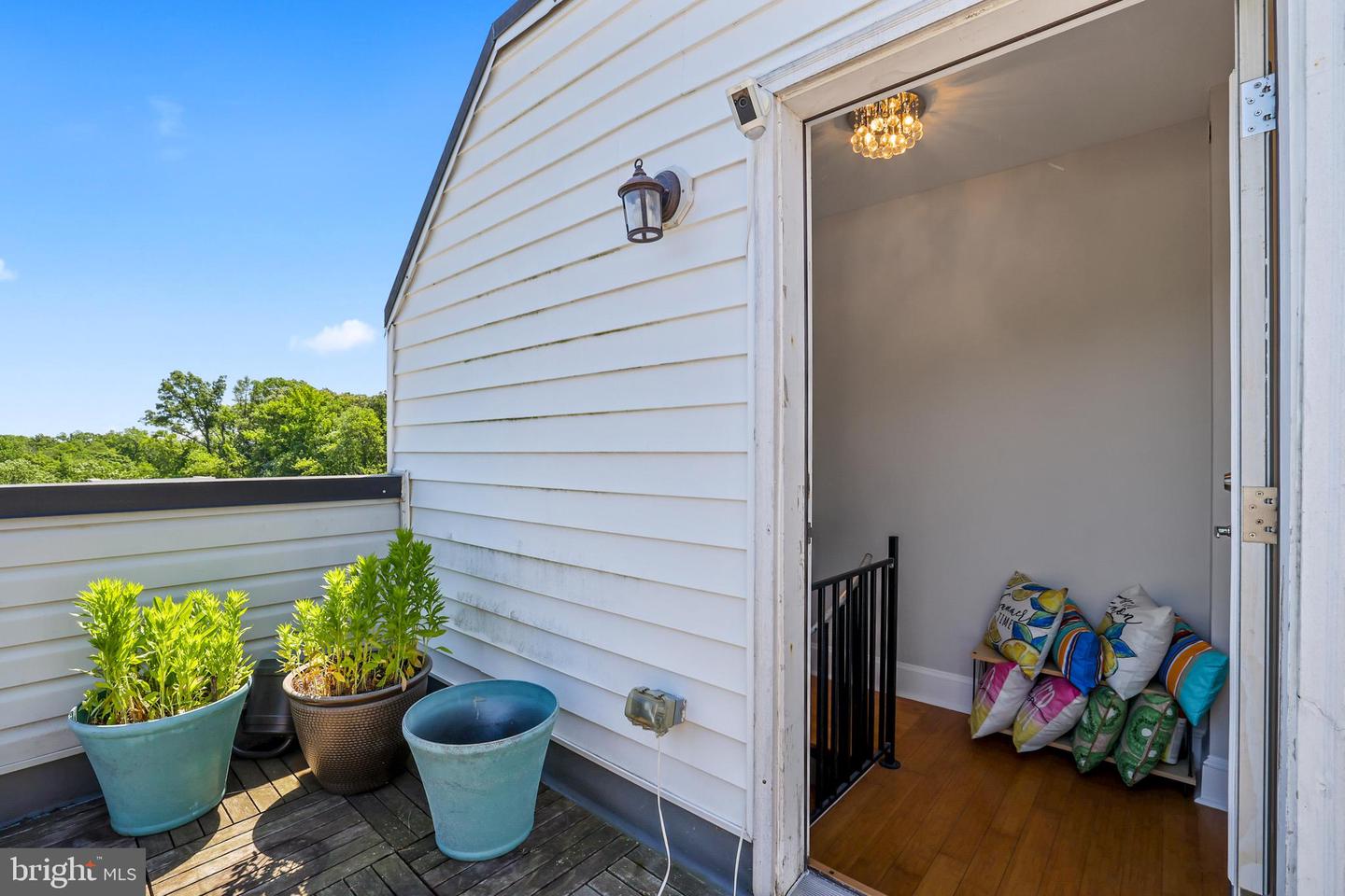 2221 M ST NE #PH1, WASHINGTON, District Of Columbia 20002, 2 Bedrooms Bedrooms, ,2 BathroomsBathrooms,Residential,For sale,2221 M ST NE #PH1,DCDC2202642 MLS # DCDC2202642