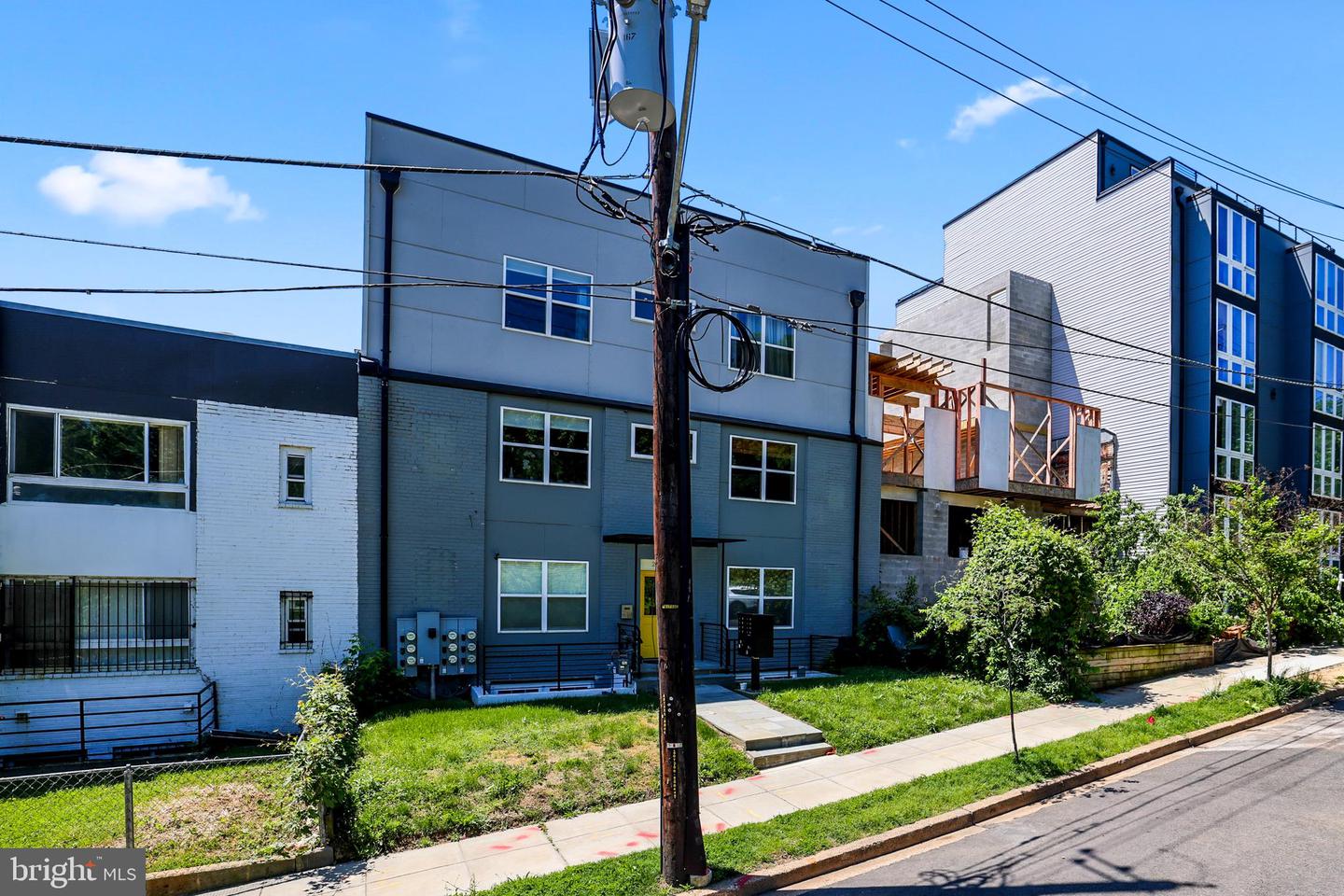 2221 M ST NE #PH1, WASHINGTON, District Of Columbia 20002, 2 Bedrooms Bedrooms, ,2 BathroomsBathrooms,Residential,For sale,2221 M ST NE #PH1,DCDC2202642 MLS # DCDC2202642