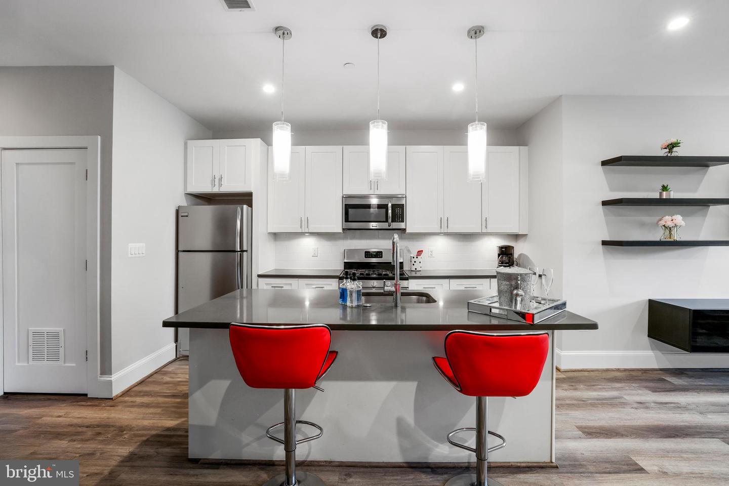 2221 M ST NE #PH1, WASHINGTON, District Of Columbia 20002, 2 Bedrooms Bedrooms, ,2 BathroomsBathrooms,Residential,For sale,2221 M ST NE #PH1,DCDC2202642 MLS # DCDC2202642