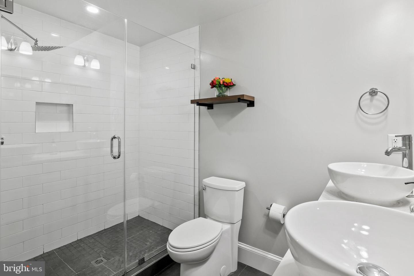 2221 M ST NE #PH1, WASHINGTON, District Of Columbia 20002, 2 Bedrooms Bedrooms, ,2 BathroomsBathrooms,Residential,For sale,2221 M ST NE #PH1,DCDC2202642 MLS # DCDC2202642