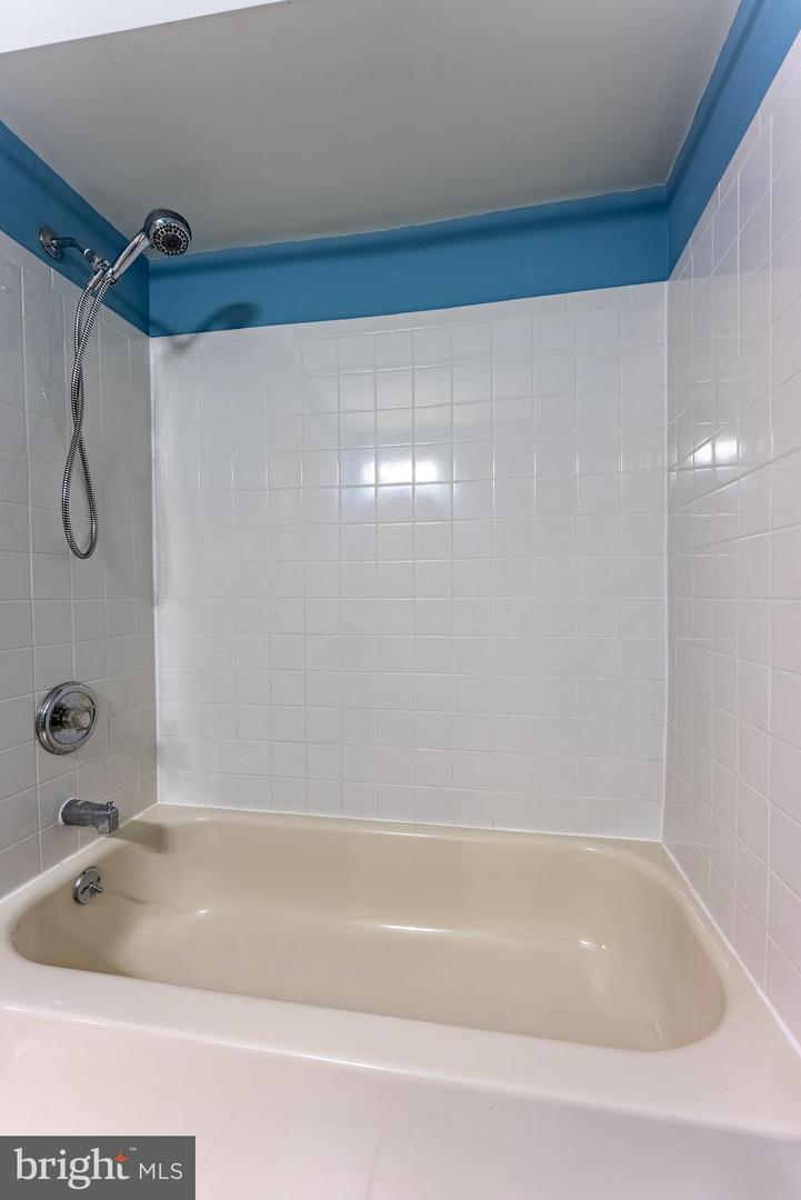 12923 FREESTONE CT, WOODBRIDGE, Virginia 22192, 3 Bedrooms Bedrooms, ,3 BathroomsBathrooms,Residential,For sale,12923 FREESTONE CT,VAPW2095670 MLS # VAPW2095670