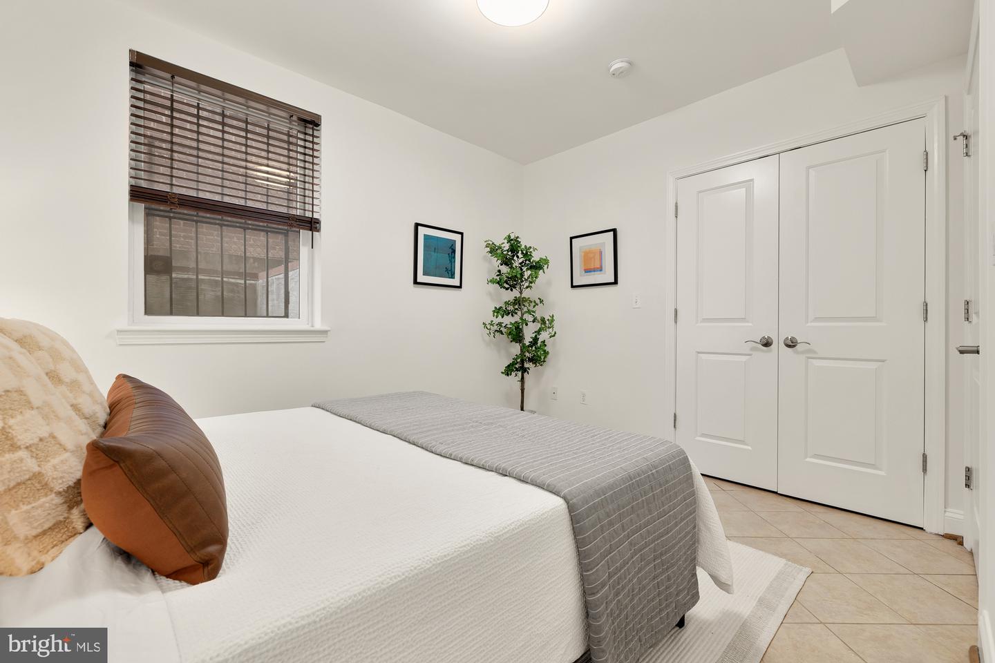 3318 SHERMAN AVE NW #T2, WASHINGTON, District Of Columbia 20010, 2 Bedrooms Bedrooms, ,1 BathroomBathrooms,Residential,For sale,3318 SHERMAN AVE NW #T2,DCDC2202712 MLS # DCDC2202712