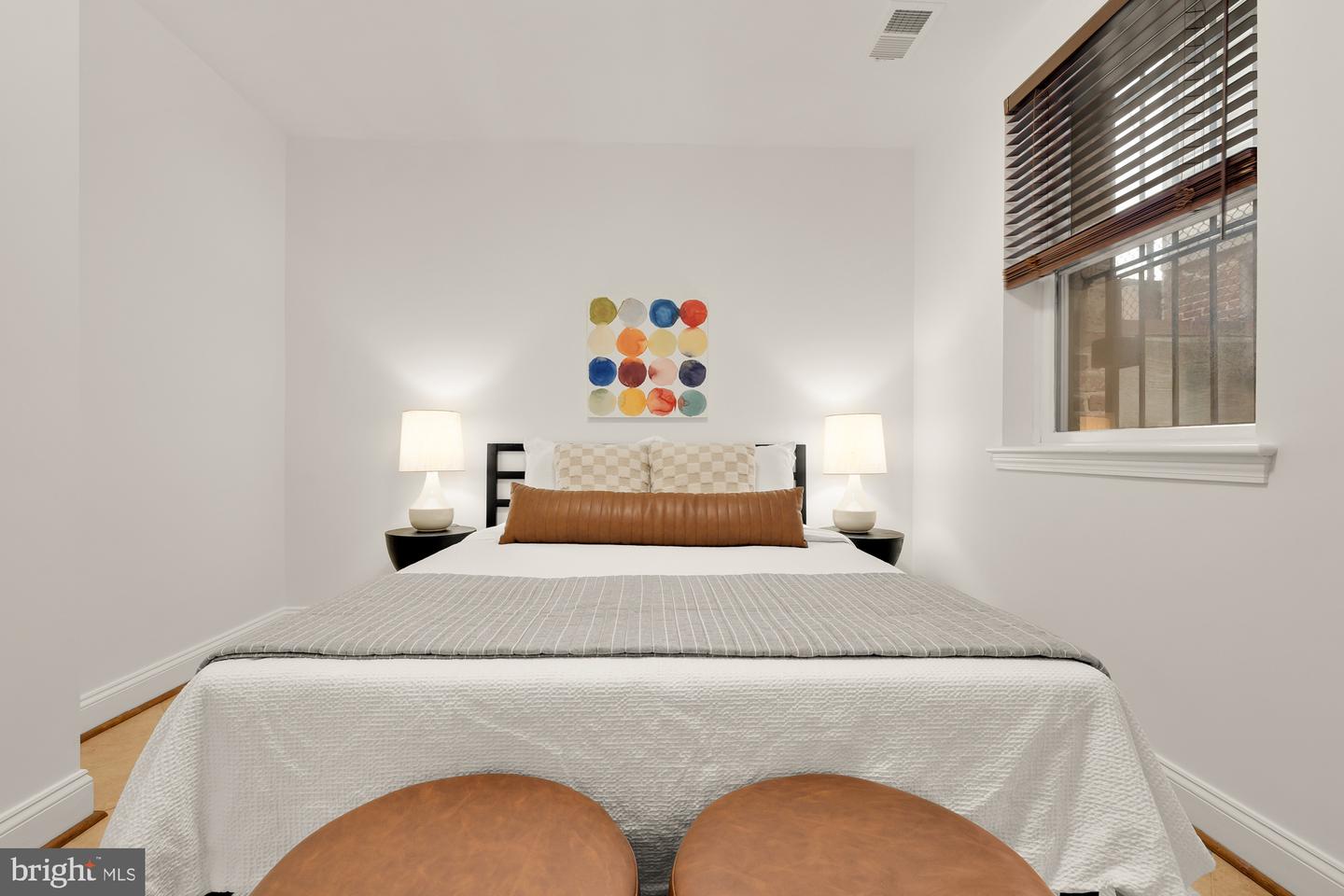 3318 SHERMAN AVE NW #T2, WASHINGTON, District Of Columbia 20010, 2 Bedrooms Bedrooms, ,1 BathroomBathrooms,Residential,For sale,3318 SHERMAN AVE NW #T2,DCDC2202712 MLS # DCDC2202712