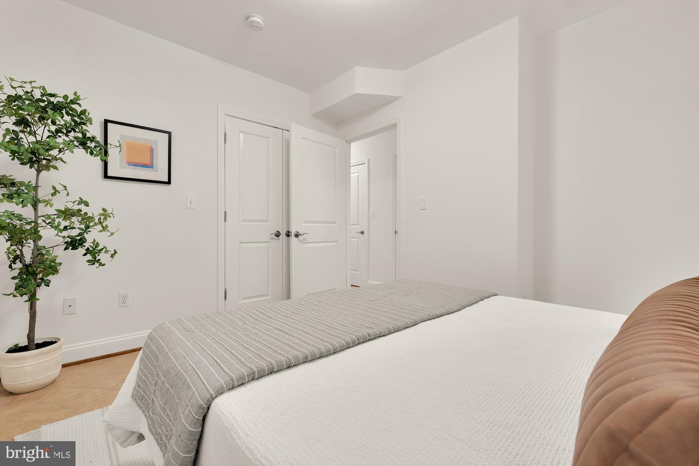 3318 SHERMAN AVE NW #T2, WASHINGTON, District Of Columbia 20010, 2 Bedrooms Bedrooms, ,1 BathroomBathrooms,Residential,For sale,3318 SHERMAN AVE NW #T2,DCDC2202712 MLS # DCDC2202712