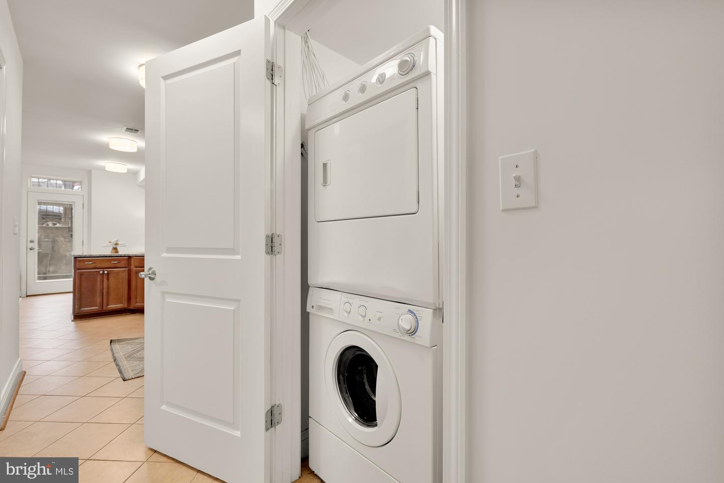 3318 SHERMAN AVE NW #T2, WASHINGTON, District Of Columbia 20010, 2 Bedrooms Bedrooms, ,1 BathroomBathrooms,Residential,For sale,3318 SHERMAN AVE NW #T2,DCDC2202712 MLS # DCDC2202712