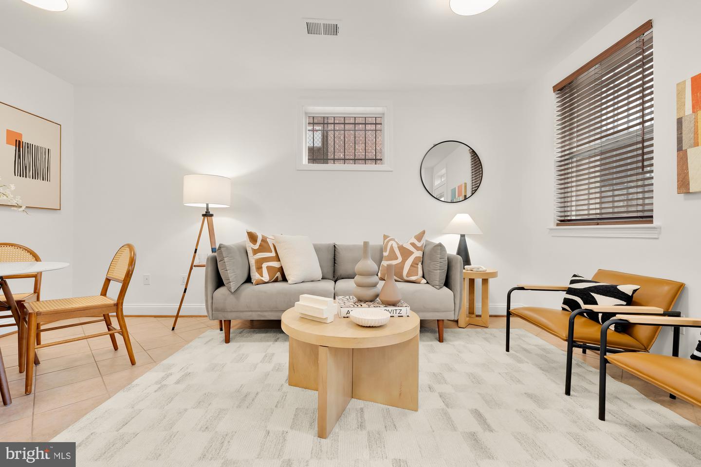 3318 SHERMAN AVE NW #T2, WASHINGTON, District Of Columbia 20010, 2 Bedrooms Bedrooms, ,1 BathroomBathrooms,Residential,For sale,3318 SHERMAN AVE NW #T2,DCDC2202712 MLS # DCDC2202712