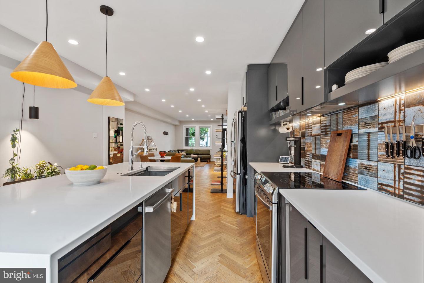 2426 4TH ST NE, WASHINGTON, District Of Columbia 20002, 2 Bedrooms Bedrooms, ,2 BathroomsBathrooms,Residential,For sale,2426 4TH ST NE,DCDC2202754 MLS # DCDC2202754