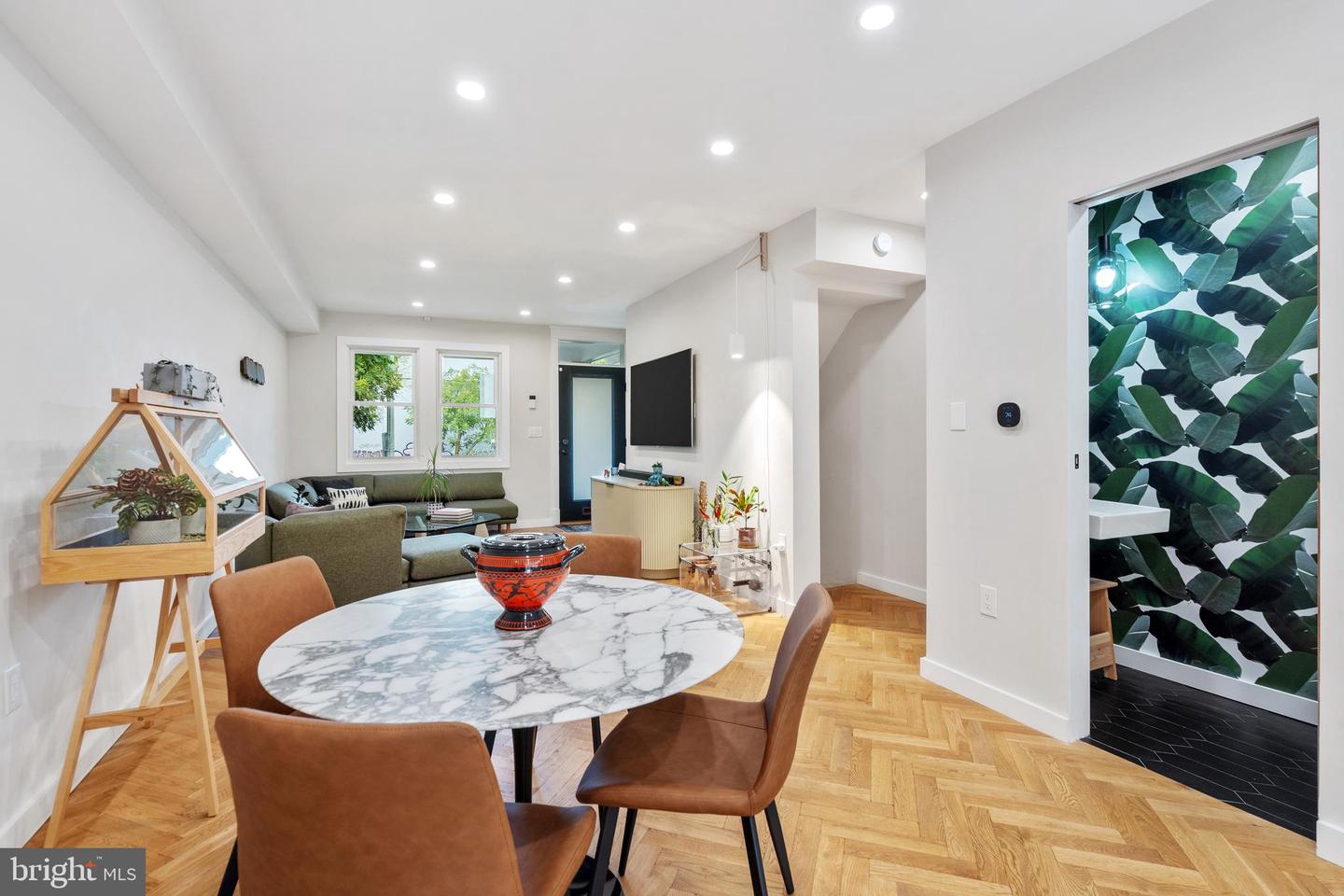 2426 4TH ST NE, WASHINGTON, District Of Columbia 20002, 2 Bedrooms Bedrooms, ,2 BathroomsBathrooms,Residential,For sale,2426 4TH ST NE,DCDC2202754 MLS # DCDC2202754