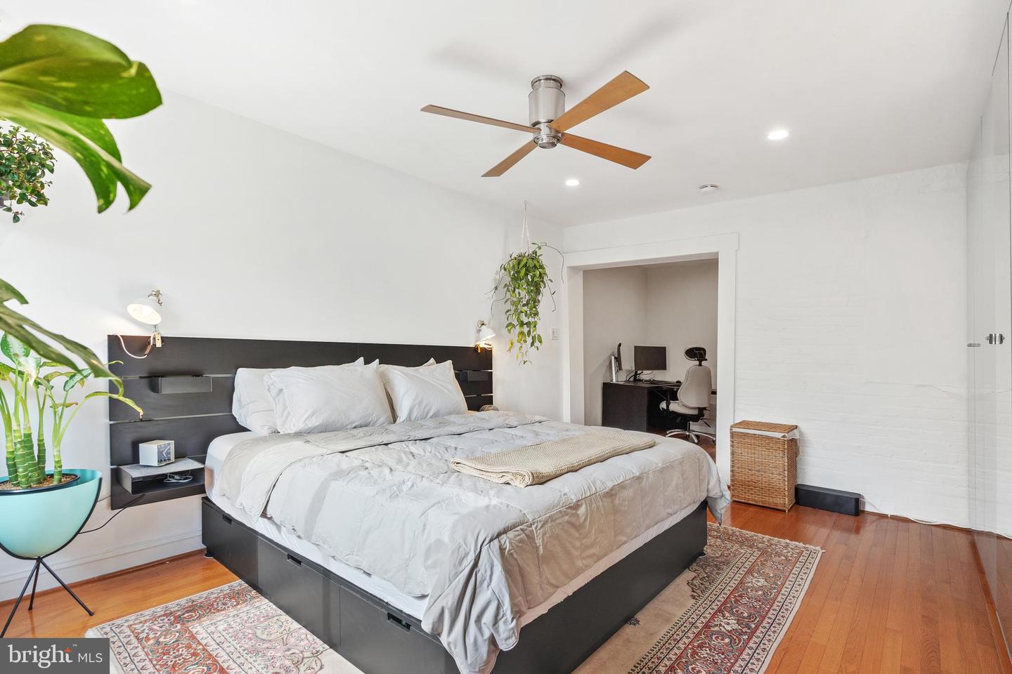 2426 4TH ST NE, WASHINGTON, District Of Columbia 20002, 2 Bedrooms Bedrooms, ,2 BathroomsBathrooms,Residential,For sale,2426 4TH ST NE,DCDC2202754 MLS # DCDC2202754