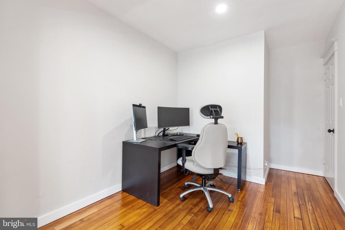 2426 4TH ST NE, WASHINGTON, District Of Columbia 20002, 2 Bedrooms Bedrooms, ,2 BathroomsBathrooms,Residential,For sale,2426 4TH ST NE,DCDC2202754 MLS # DCDC2202754