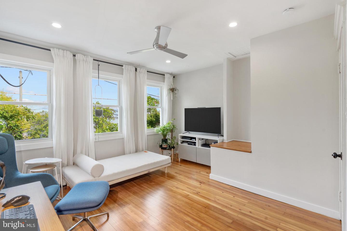 2426 4TH ST NE, WASHINGTON, District Of Columbia 20002, 2 Bedrooms Bedrooms, ,2 BathroomsBathrooms,Residential,For sale,2426 4TH ST NE,DCDC2202754 MLS # DCDC2202754
