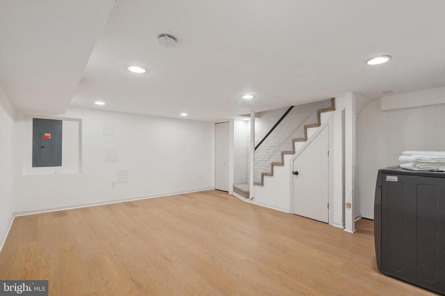 2426 4TH ST NE, WASHINGTON, District Of Columbia 20002, 2 Bedrooms Bedrooms, ,2 BathroomsBathrooms,Residential,For sale,2426 4TH ST NE,DCDC2202754 MLS # DCDC2202754