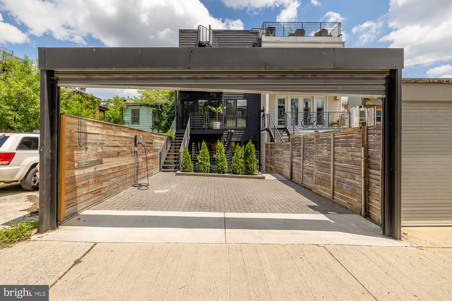 2534 11TH ST NW #1, WASHINGTON, District Of Columbia 20001, 2 Bedrooms Bedrooms, ,2 BathroomsBathrooms,Residential,For sale,2534 11TH ST NW #1,DCDC2202780 MLS # DCDC2202780
